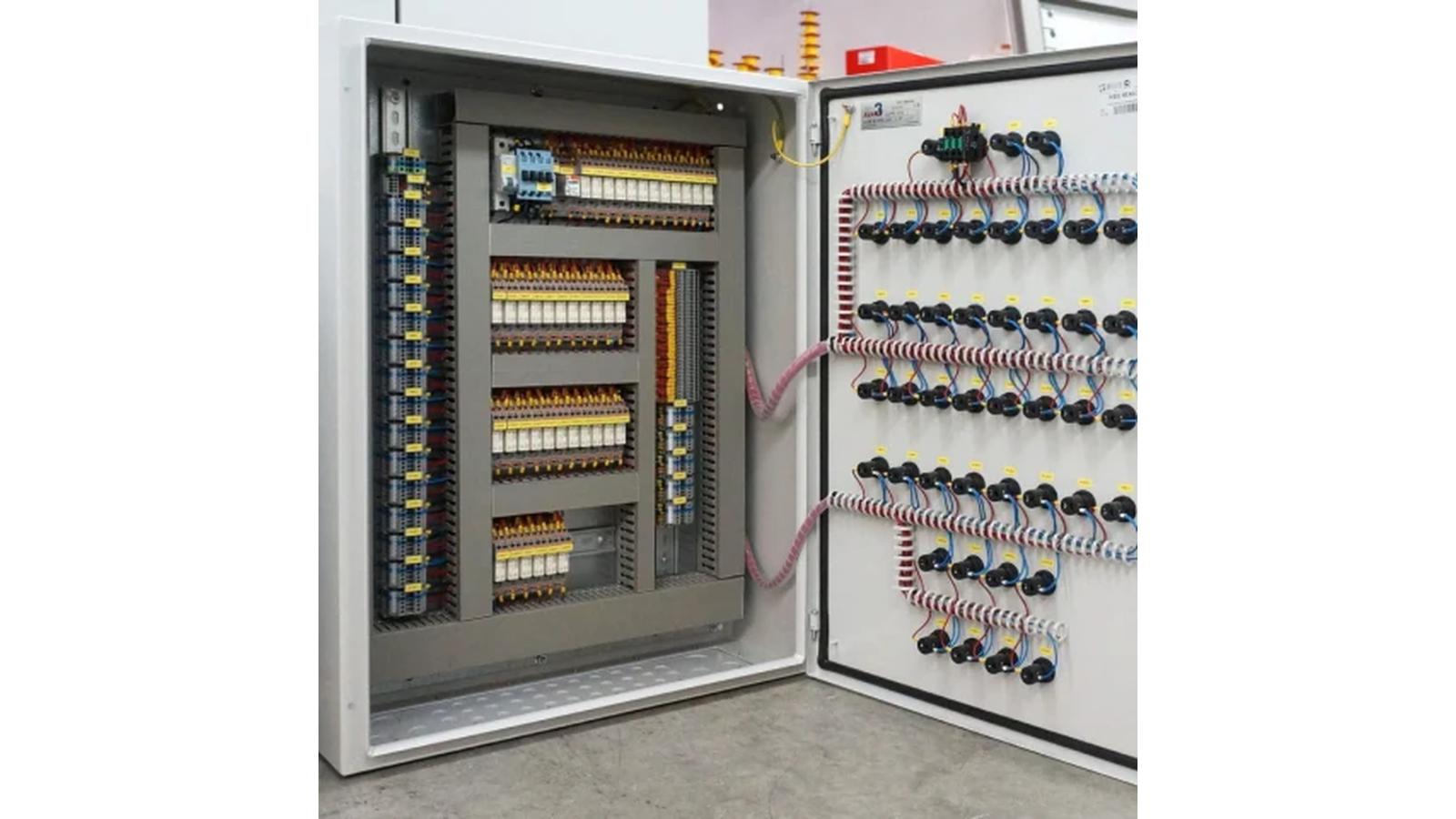 Electric cabinet