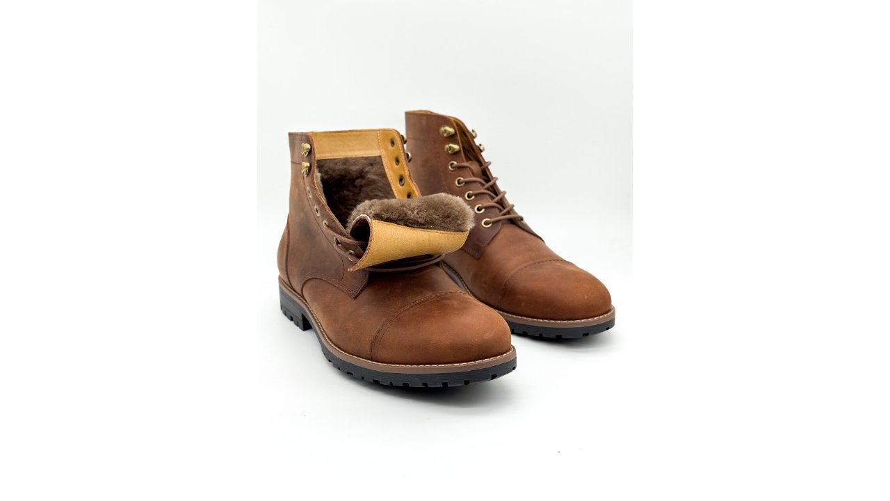 Men’s Captoe Crazy Horse Meriot Fur Boots