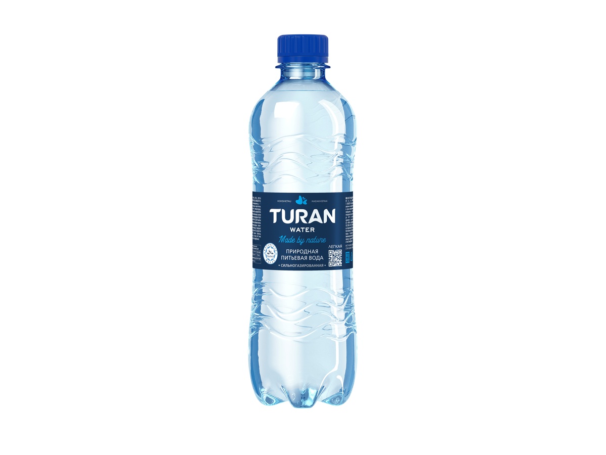Natural carbonated drinking water TURAN in a 0.5 L PET bottle.