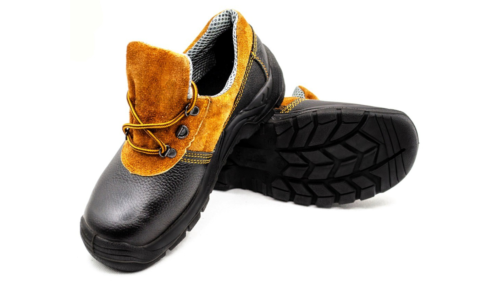  leather footwear