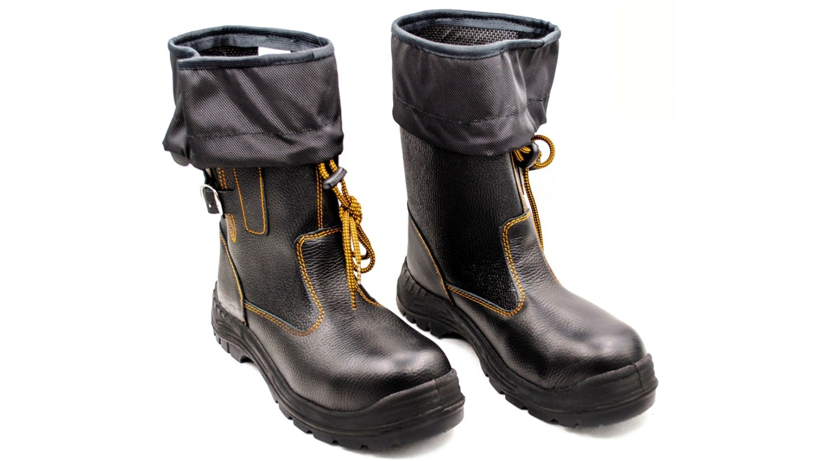  leather footwear