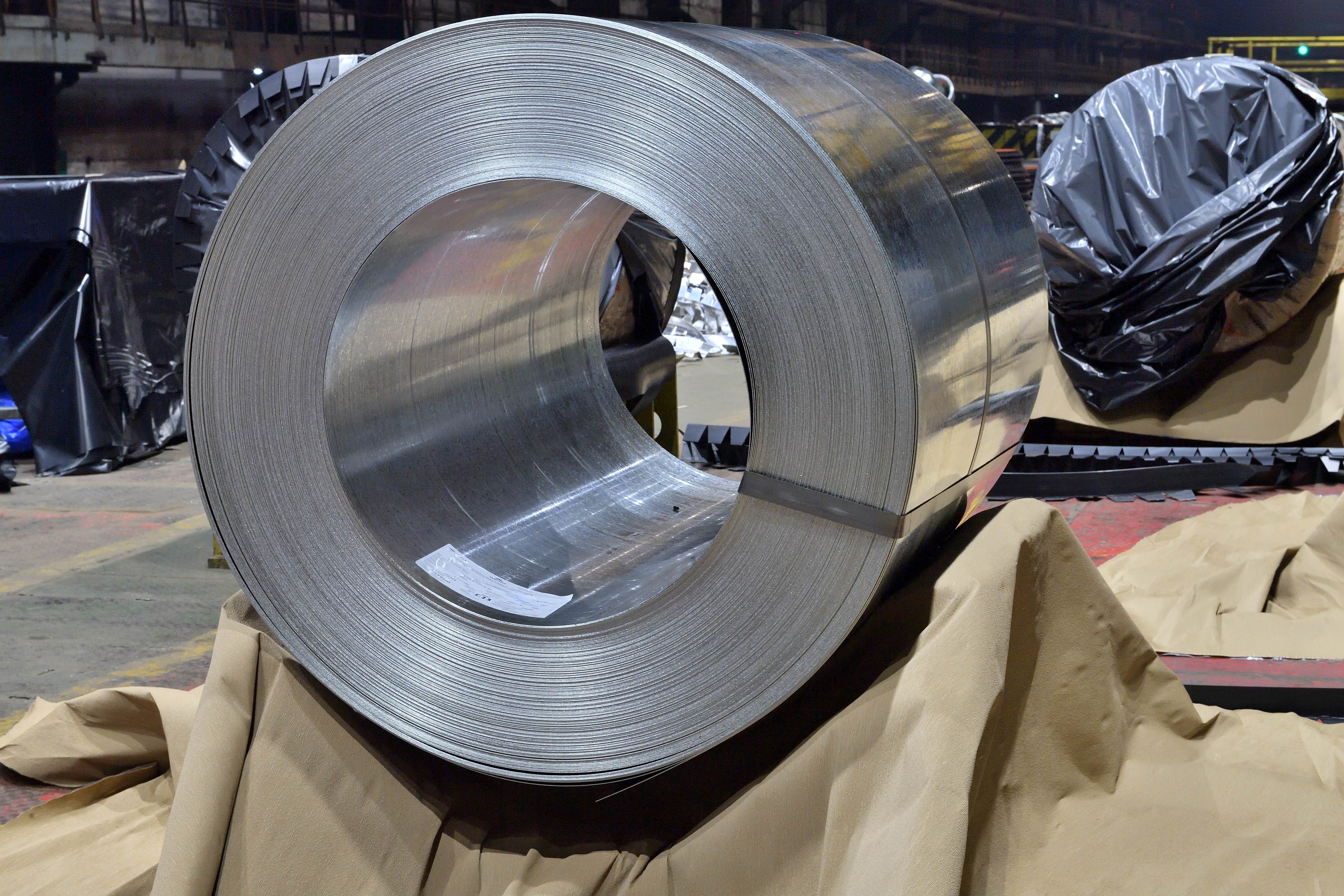 Hot dip galvanized metal products