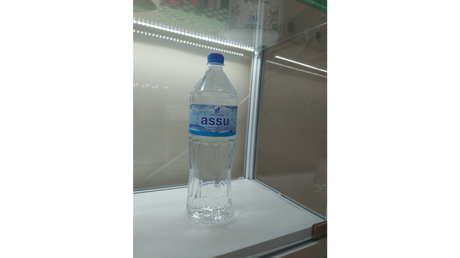 Non-Carbonated Drinking Water