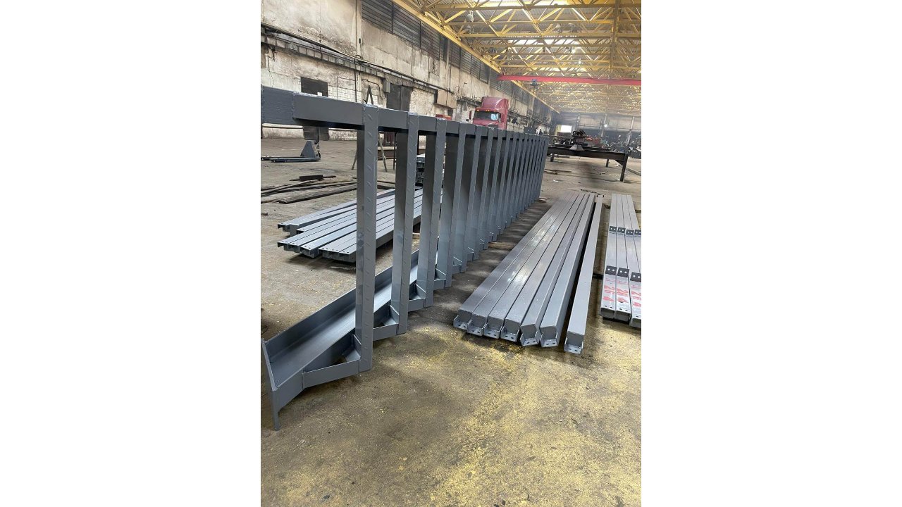 Structural steelwork