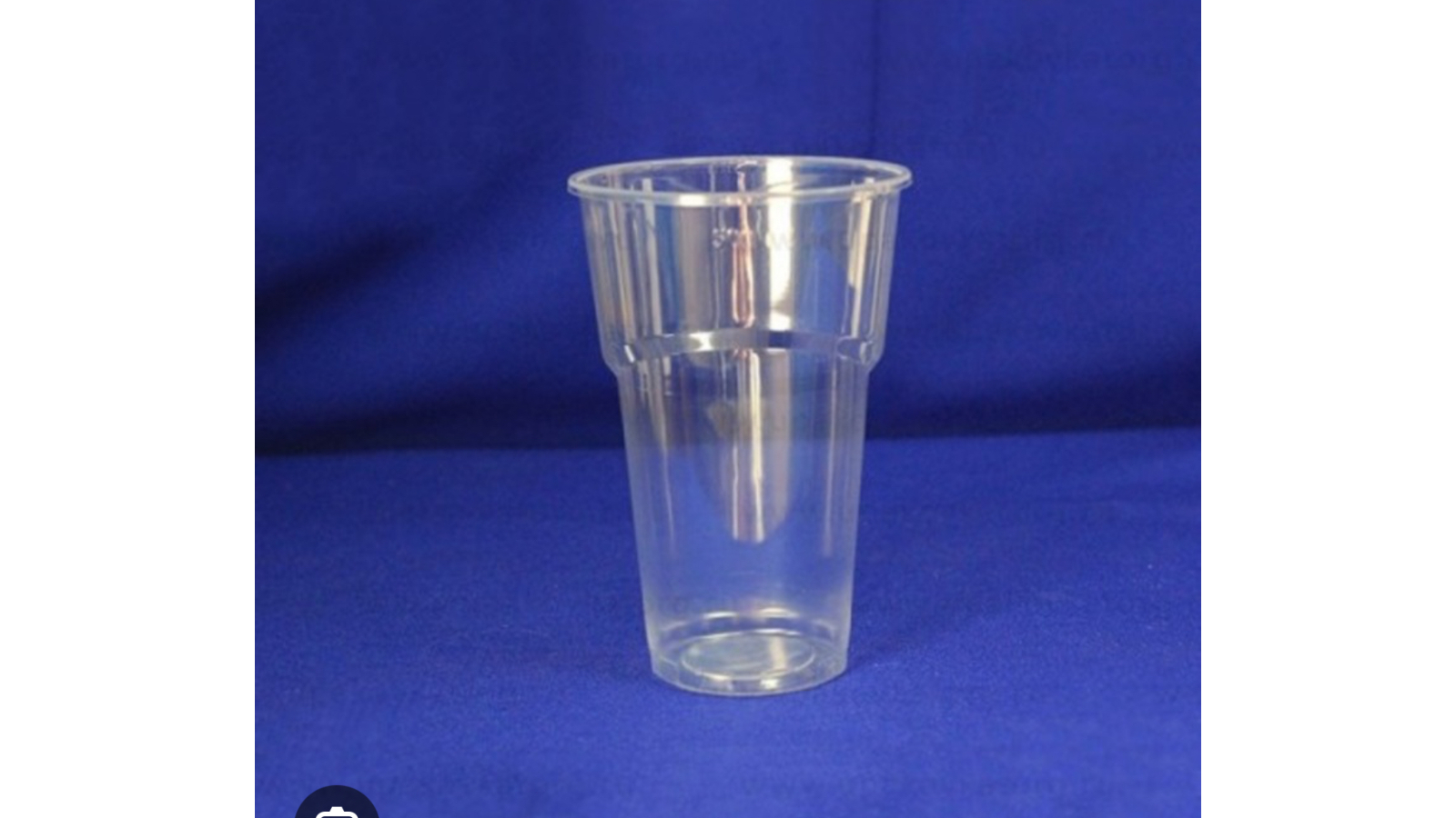  Plastic cups