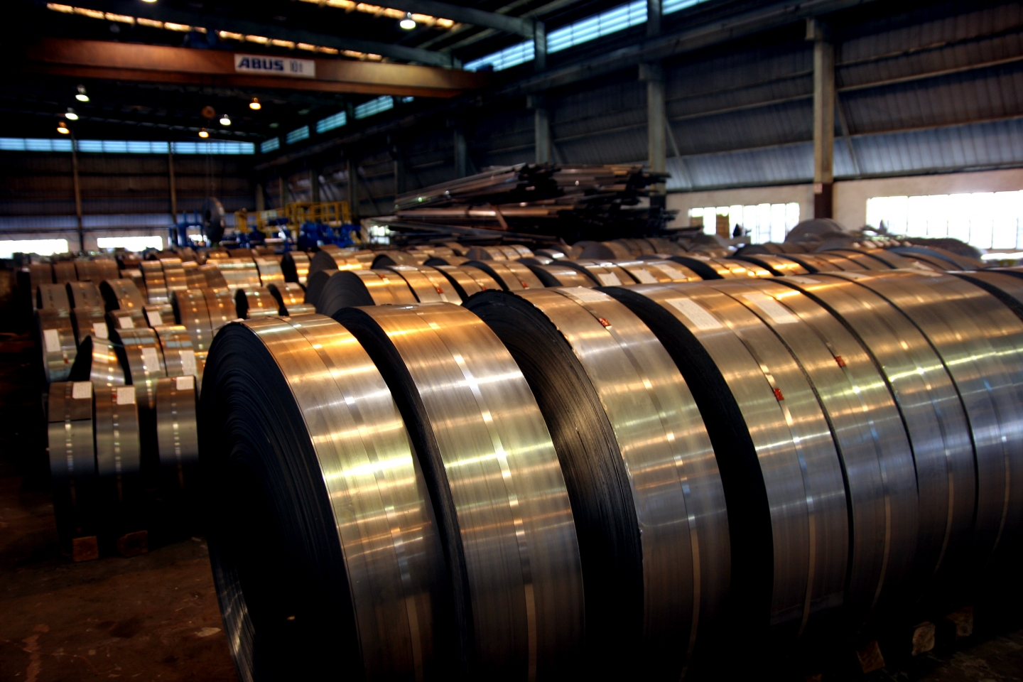Galvanized strip and galvanized polymer coated strip