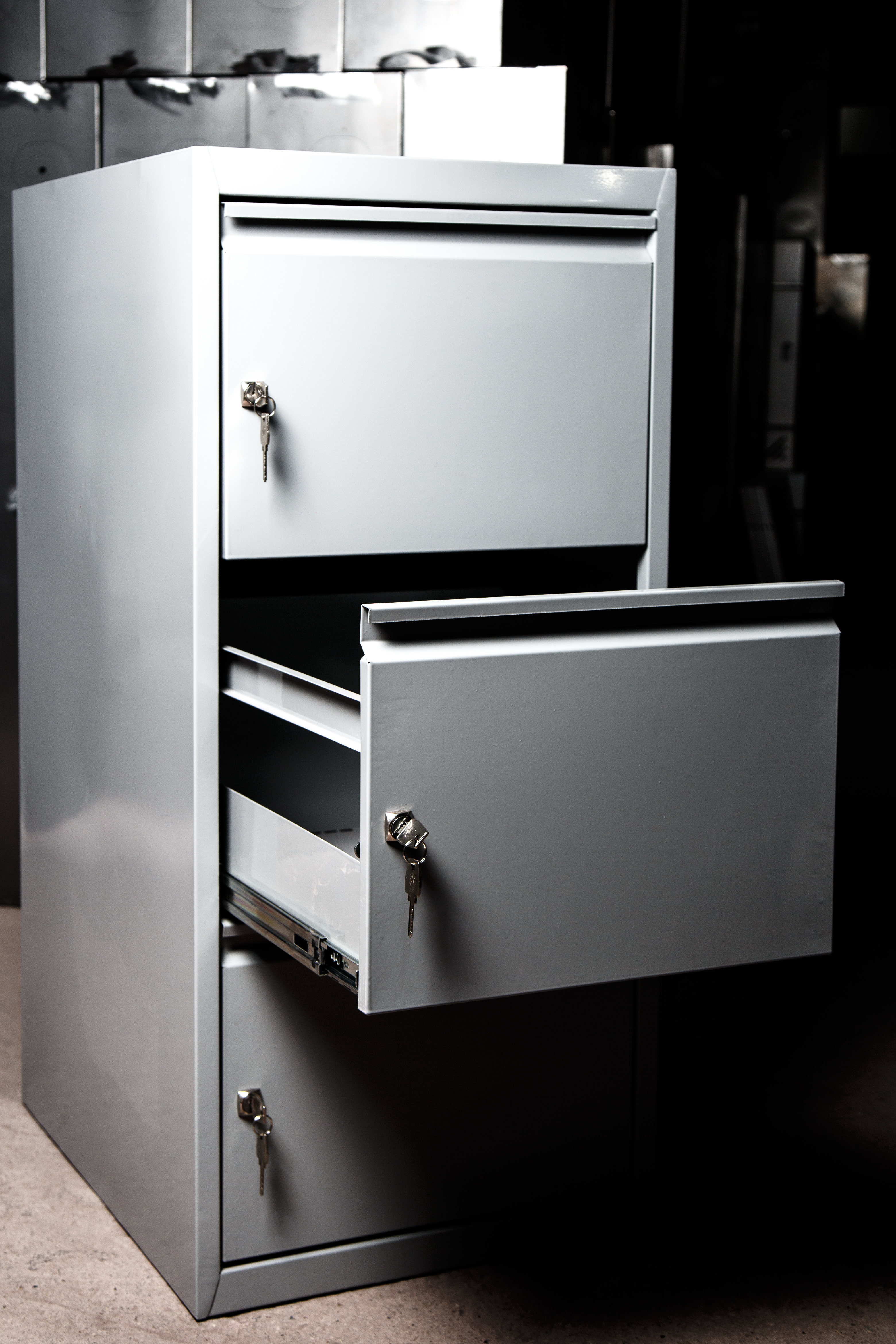 FILING CABINET K 3 HIDING PLACE KZ