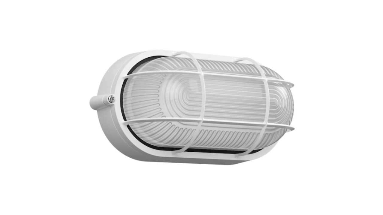 IP-rated light fixture